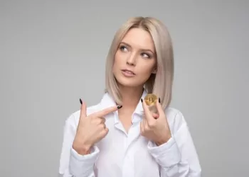 Rusya Adalet Bakanı: Kripto Para (Cryptocurrency) Birimlerinin Yasal Olarak Tanımlanmasına Gerek Yok 7 Rusya-Adalet-Bakani-Kripto-Para-Cryptocurrency-Birimlerinin-Yasal-Olarak-Tanimlanmasina-Gerek-Yok-bitcoin-btc-blok-zincir-blockchain