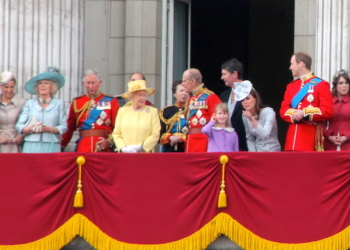 Prens-Charles-Blok-Zincirin-Blockchain-cok-ilginc-Oldugunu-Dusunuyor-kripto-para-cryptocurrency-bitcoin-btc