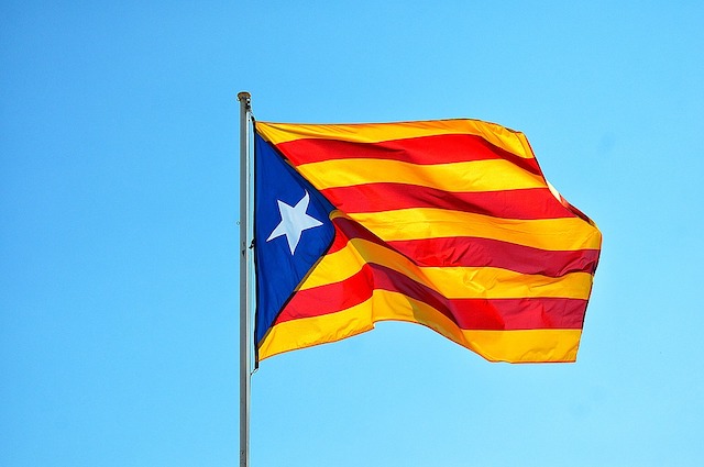 independence-of-catalonia-Katalonya-Merkezi-Yonetilemeyen-Bir-Kimlik-Sistemini-Duyurdu-blok-zincir-blockchain independence-of-catalonia-Katalonya-Merkezi-Yonetilemeyen-Bir-Kimlik-Sistemini-Duyurdu-blok-zincir-blockchain