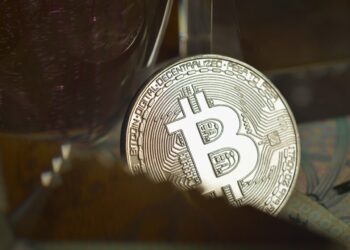 Eski Cüzdanlardan Bitcoin Çıkışı Yapılıyor