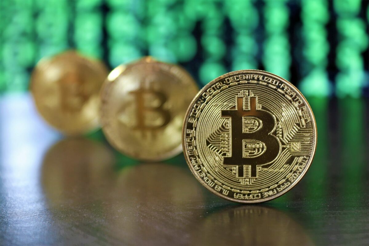 Bitcoin Kaç TL? Güncel BTC Fiyatı ve Fiyat Çevirici - Paranfil