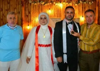 Düğünde Takılan Kripto Para Yüzleri Gülümsetti