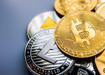 Ünlü Analistten Bitcoin Ve Altcoin Yorumu!