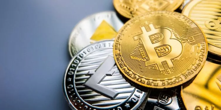 Ünlü Analistten Bitcoin Ve Altcoin Yorumu!