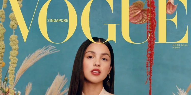 Vogue Singapur NFT Furyasında!