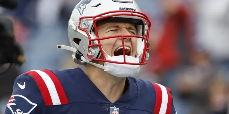 Mac Jones’dan Takım Arkadaşlarına Bitcoin Hediyesi