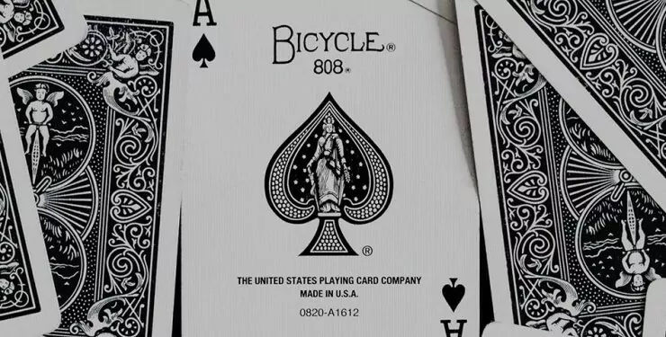 135 Yıllık Oyun Kartı Şirketi NFT Koleksiyonu Başlatıyor 1 135 Yıllık Oyun Kartı Şirketi Nft Koleksiyonu Başlatıyor