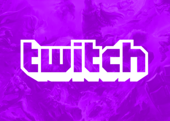 Popüler yayıncılık platformu Twitch’i kullanarak dolandırıcılık yaptıkları iddia edilen 11 kişi yapılan operasyon sonucunda yakalandı. Yakalanan şüphelilerin ise Twitch fenomenleri üzerinden 1 milyon dolarlık kazanç elde ettikleri vurgulandı. İstanbul Cumhuriyet Başsavcılığınca yürütülen dolandırıcılık soruşturması kapsamında harekete geçen İstanbul Siber Suçlarla Mücadele Şubesine bağlı ekipler tarafından platform üzerinde yayın yapan kullanıcılara, tanınmayan kişiler tarafından BIT ( Twitch Para Birimi) gönderildiği ortaya çıktı. Bu şekilde kazanç sağlayan 44 kişi ise gözaltına alındı. BİT'E DÖNÜŞTÜRÜLDÜ Yapılan açıklamalara göre, kredi kartı dolandırıcıları başka kişilere ait kopyalanmış kredi kartlarını aklamak için bazı platform fenomenleri ile anlaşmaya gitti. Bu kartlarda bulunan mevcut bakiyeler twitch üzerinden bağış yapılmasını sağlayan Bit’e dönüştürüldü. Ardından bu Bit yolu ile bağışlardan elde edilen haksız kazancın yabancı ve yerli kripto borsalardaki hesaplara aktarıldığı iddia edildi. Dolandırıcılarla anlaşan fenomenlerin, aktarılan paranın yüksek oranını sanal para olarak geri iade ettikleri vurgulandı.
