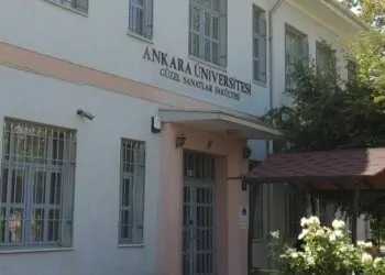 Ankara Üniversitesi’nden NFT’ye Giriş Dersi