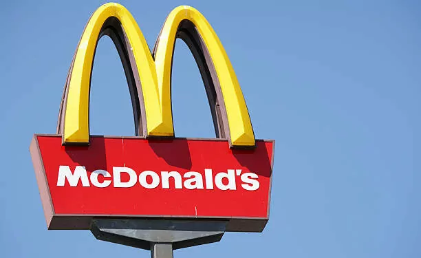 McDonald's Kripto Yatırımcılarıyla İlgilenmeye Devam Ediyor 1 McDonald’s Doge ile Ödeme Almayı Kabul Edecek mi?