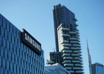 Samsung, Decentraland ile İşbirliği Yoluyla Metaverse’e Giriyor