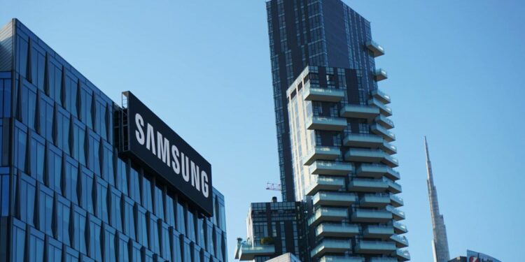 Samsung, Decentraland ile İşbirliği Yoluyla Metaverse'e Giriyor samsng