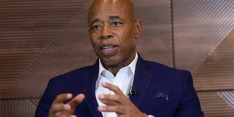 Eric Adams Bitcoin’i Dipten Satın Almanın Önemi Hakkında Konuştu