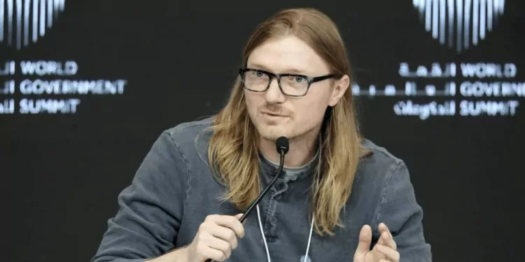 Kraken CEO'su Powell'dan Clinton'a İmalı Yanıt: İntihara Meyilli Değilim! 1 Kraken CEO'su Powell'dan Clinton'a İmalı Yanıt: İntihara Meyilli Değilim!