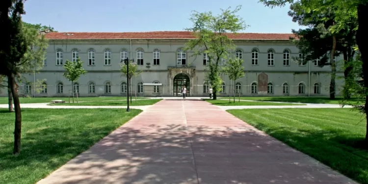 Yıldız Teknik Üniversitesi “NFT’ye Giriş” Dersini Duyurdu