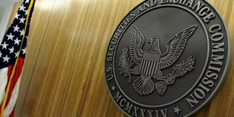 SEC, Grayscale'in Spot Bitcoin ETF Başvurusunu Endişeyle Karşıladı 1 SEC Direktörü Duyurdu: Artık Kriptoda Kapsamlı Bir Düzenlemenin Vakti Geldi