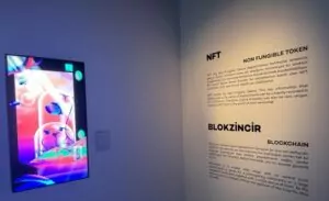 Akbank Sanat, NFT Sergisi Düzenledi Akbank Sanat Organized NFT Exhibition for the First Time