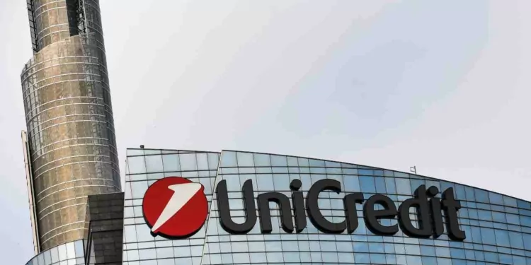 Unicredit Rusya'daki Operasyonlarını Durduracak!