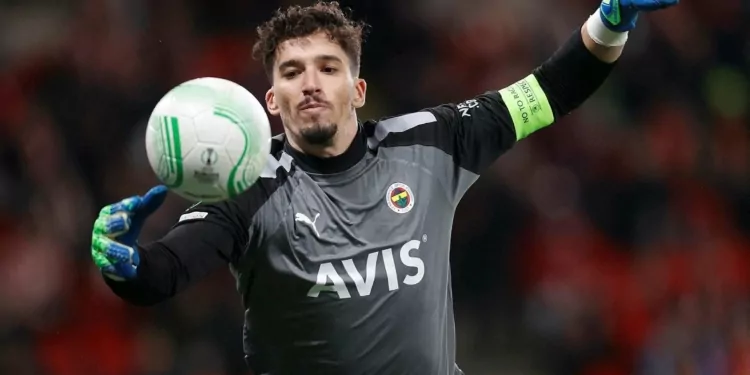 Altay Bayındır Fotoğrafını NFT Olarak Satışa Sunuyor 1 Altay Bayındır Fotoğrafını NFT Olarak Satışa Sunuyor