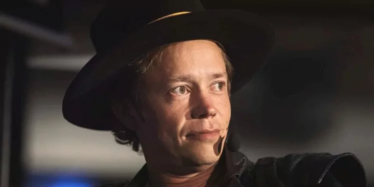 Kripto Milyarderi Brock Pierce Bitcoin ile İlgili Düşüncelerini Paylaştı 1 Kripto Milyarderi Brock Pierce Bitcoin ile İlgili Düşüncelerini Paylaştı
