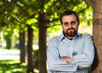 Charles Hoskinson, Bankaların Kriptoya Yaklaşımını Eleştirdi