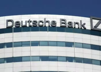Deutsche Bank Genel Merkezine Baskın Düzenlendi! 2 Deutsche Bank Genel Merkezine Baskın Düzenlendi!