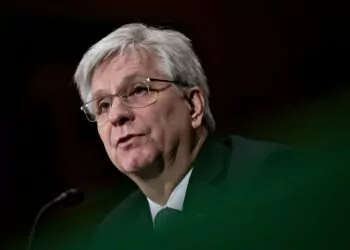 Fed Yöneticisi CBDC konusunda şüpheli! 4 fed-yoneticisi-waller-paranfil