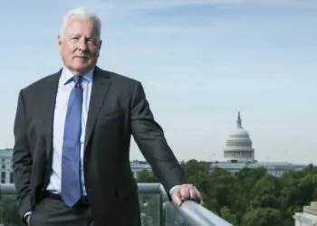 SEC’in Çok Konuşulan Eski Yöneticisi Hinman’a Rüşvet İddiası!