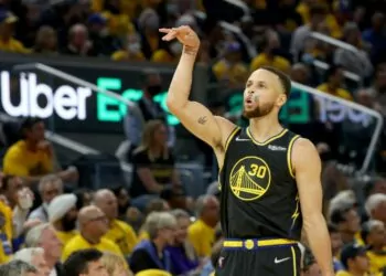 Stephen Curry’den NFT ve Metaverse Başvurusu!