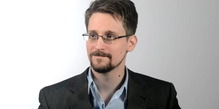 Edward Snowden'den Dikkat Çeken Paylaşım