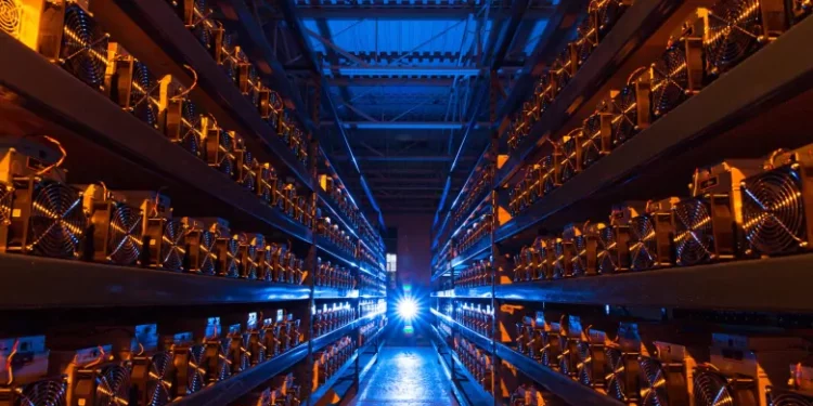 Bitcoin Madenciliği Şirketleri, Toplam 4 Milyar Dolarlık Borçla Boğuşuyor 1 bitcoin-madenciligi-sirketleri-toplam-4-milyar-dolarlik-borcla-bogusuyor