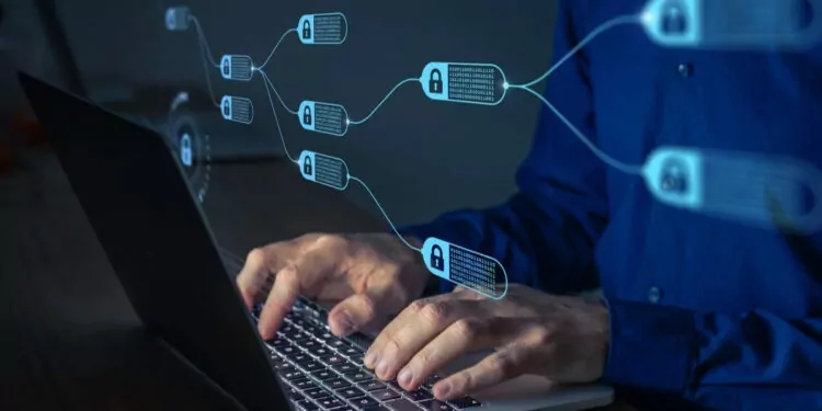 defi-protokolu-Ankr-korsan-saldiri-kurbani-oldu-2022-paranfil