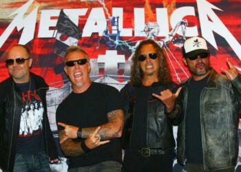 metallica-hayranlarini-kripto-konusunda-uyardi