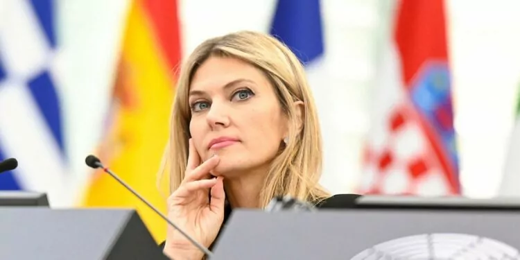 Avrupa Parlamentosu’nda Yolsuzluk Skandalı 1 Avrupa Parlamentosu’nda Yolsuzluk Skandalı