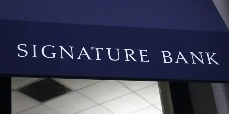 Binance, Signature Bank'ın Kripto Borsası Müşterileri İçin 100.000 Dolardan Az İşlemleri Desteklemeyeceğini Söyledi 1 Binance-Signature-Bank'in-Kripto-Borsasi-Musterileri-İcin-100.000-Dolardan-Az-İslemleri-Desteklemeyecegini-Soyledi