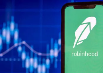 FTX Eski CEO'su Sam Bankman-Fried, Borçluların Robinhood Hisselerini Almasını Engellemek için Mahkemeye Başvurdu. 1 FTX-eski-CEO-SBF-borclularin-robinhood-hisselerini-almasini-engellemek-icin-dava-aciyor-2023-paranfil