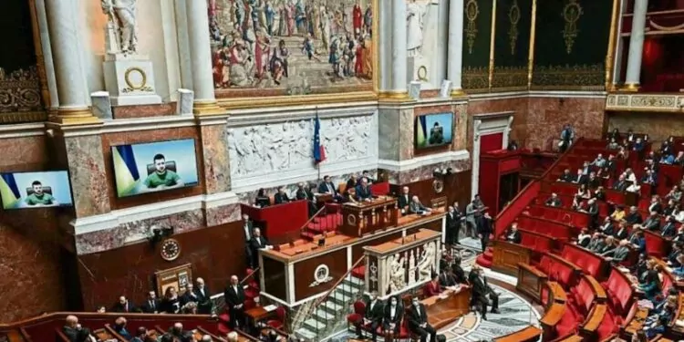 Fransa Ulusal Meclisi, MiCA Yürürlüğe Girmeden Önce Kripto Firmalarına Dair Lisanslama Kurallarını Oylamaya Sunacak 1 Fransa-meclisi-kripto-lisans-duzenlemelerini-tartisacak-2023-paranfil