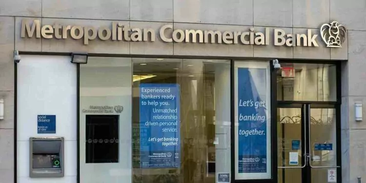 Metropolitan Commercial Bank Çalkantılı Bir Yılın Ardından Kriptodan Tamamen Çıktığını Açıkladı 1 Metropolitan-Commercial-Bank-kriptodan-ayriliyor-2023-paranfil