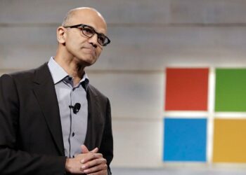 Microsoft-CEO'su-Satya-Nadella-metaverse'u-destekliyor-2023-paranfil