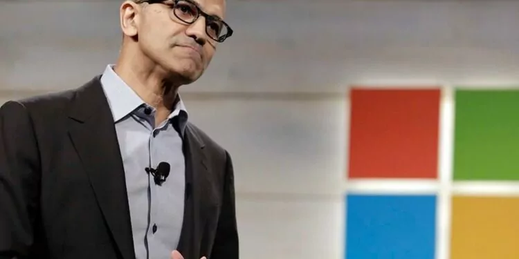 Microsoft-CEO'su-Satya-Nadella-metaverse'u-destekliyor-2023-paranfil