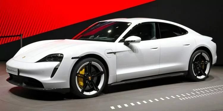 Porsche NFT Koleksiyonu Lansmanın Ardından Çöktü 1 Porsche NFT Koleksiyonu Lansmanın Ardından Çöktü
