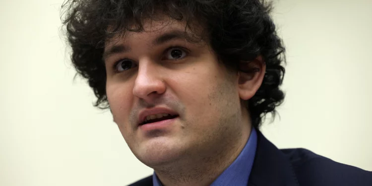 Sam Bankman-Fried, FTX fonlarına erişmeye çalışıyor