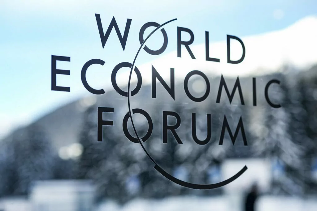 World-Ekonomik-Forumu-(WEF)-yaklasmakta-olan-tokenize-edilmis-ekonomiyi-tartisiyor-2023-paranfil