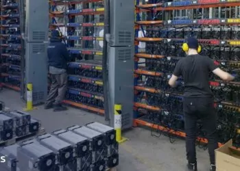 Kripto Madencilerine Yeni Güç Yasağı Öneren Kanada Kamu Hizmeti CEO’su, Ayrılıyor