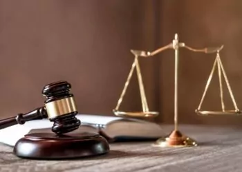 ABD'de-bir-yargic-emojilerin-finansal-yatirim-tavsiyesi-anlamina-geldigine-karar-verdi-2023-paranfil