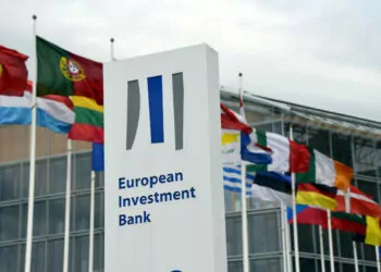 Avrupa-Yatirim-Bankasindan-Sterlin-cinsinden-ilk-dijital-tahvilini-piyasaya-surdu-2023-paranfil