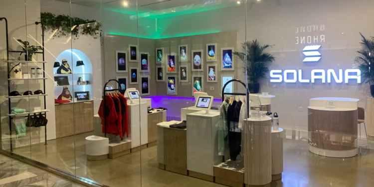 Solana Spaces, New York ve Miami Mağazalarını Kapatıyor 1 Solana Spaces, New York ve Miami Mağazalarını Kapatıyor