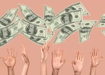 Blur, Sadık Kullanıcılara Ek 300 Milyon Dolar Değerinde Airdrop Dağıtacağını Duyurdu