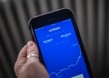 Coinbase-Kanada-kurallarinin-sikilastirilmasinin-ardindan-genisleme-planlarini-dogruladi-2023-paranfil