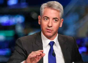 milyarder-bill-ackman-dan-silicon-valley-bankin-iflasinin-baska-iflaslara-yol-acabilecegi-konusunda-uyari-2023-paranfil